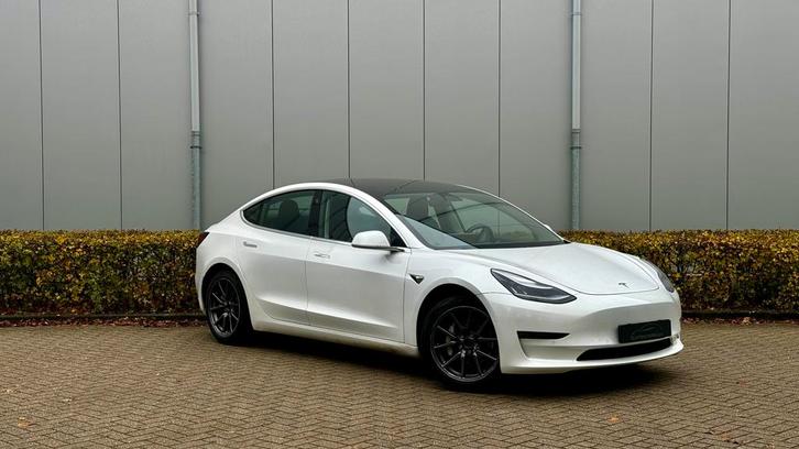 Tesla Model 3 RWD 2019 / 1e EIG / Autopilot / BTW, Auto's, Tesla, Bedrijf, Te koop, Model 3, 360° camera, Aangepast voor mindervaliden