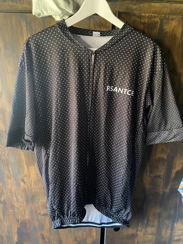 Replica fiets shirt zwart beschikbaar voor biedingen