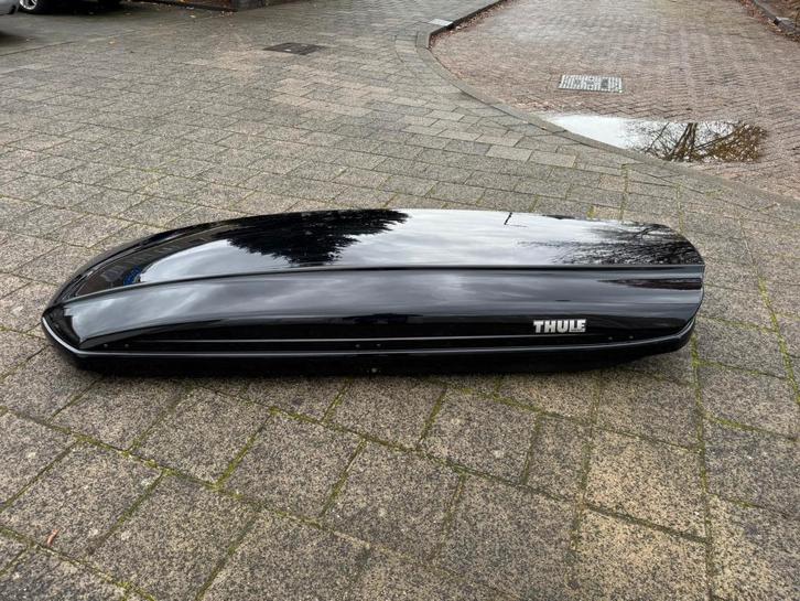THULE Spirit 820 Black Glossy dakkoffer /skibox, Auto diversen, Dakkoffers, Zo goed als nieuw, Ophalen
