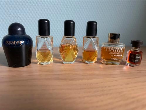 Vintage oude mini parfum flesjes, Verzamelen, Parfumverzamelingen, Zo goed als nieuw, Miniatuur, Ophalen