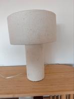 Schemerlamp van papier mache, Huis en Inrichting, Ophalen of Verzenden, Zo goed als nieuw, Minder dan 50 cm