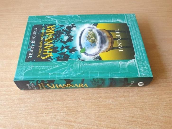 Terry Brooks - Tanequil (HC, ned), Boeken, Fantasy, Gelezen, Ophalen of Verzenden