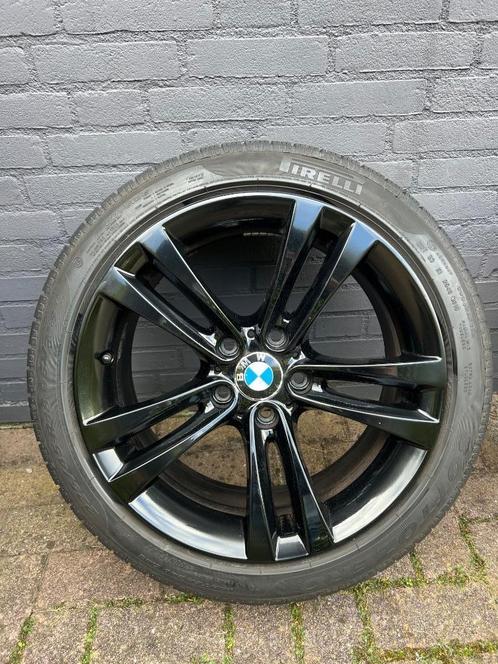 18 inch BMW velgenset styling 397 + winterband, Auto-onderdelen, Banden en Velgen, Banden en Velgen, Winterbanden, 18 inch, 225 mm