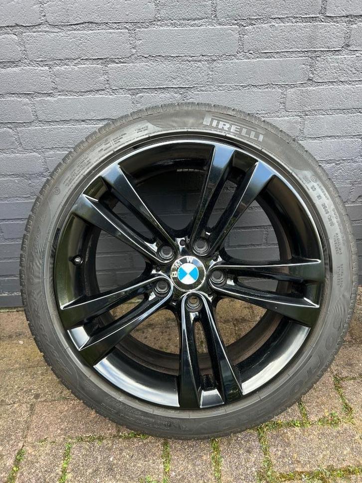 18 inch BMW velgenset styling 397 + winterband, Auto-onderdelen, Banden en Velgen, Banden en Velgen, Winterbanden, 18 inch, 225 mm