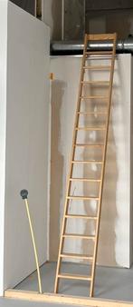 Grenen Houten Trap 14 treden 287cm lang, Doe-het-zelf en Verbouw, Ladders en Trappen, Ophalen, Gebruikt, Trap, 2 tot 4 meter