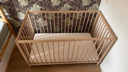 IKEA babybedje Ledikant Sniglar, Kinderen en Baby's, Babywiegjes en Ledikanten, Gebruikt, Ledikant, Ophalen