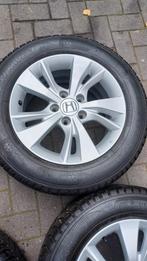 Winterbanden honda hrv crv 215 60 16 99H 5x114.3 velgen, Auto-onderdelen, Ophalen, 16 inch, Banden en Velgen, Winterbanden
