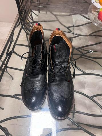 NEW TOMMY HILFIGER  LAARZEN MAAT46 beschikbaar voor biedingen