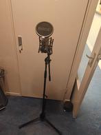 Focusrite Scarlett versterker+Røde Microfoon+standaard, Ophalen, Zo goed als nieuw, Studiomicrofoon