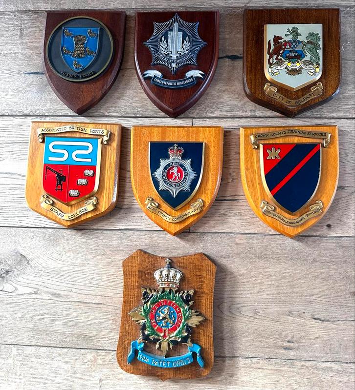 Ere Schildjes Politie/Mariniers/Beveiliging, Antiek en Kunst, Antiek | Wandborden en Tegels, Ophalen of Verzenden