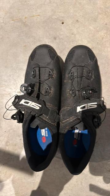 Mtb spullen beschikbaar voor biedingen