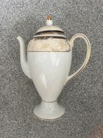 Wedgwood Cornucopia Koffiepot - 26 cm hoog, Huis en Inrichting, Keuken | Servies, Ophalen, Overige typen, Zo goed als nieuw, Wedgwood