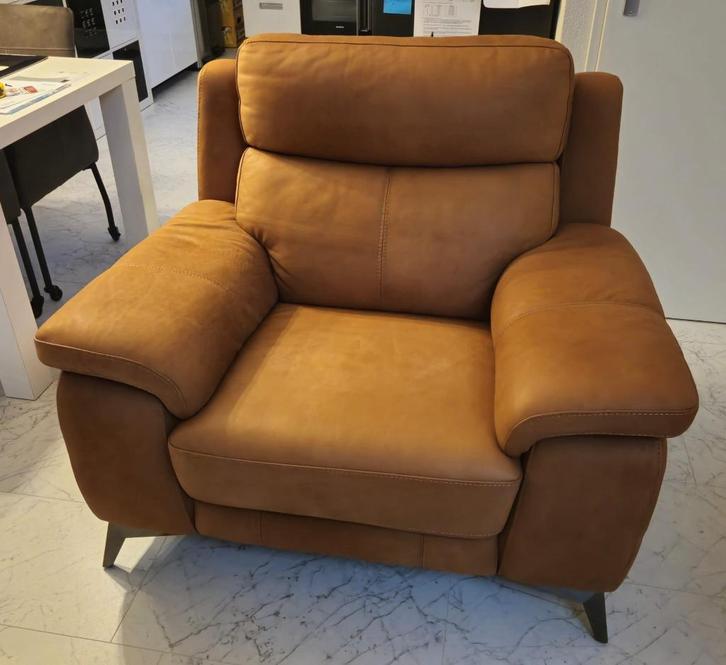 Geruwd lederen fauteuil reebruin, Huis en Inrichting, Fauteuils, Zo goed als nieuw, Leer, 100 tot 125 cm, 75 tot 100 cm, Ophalen