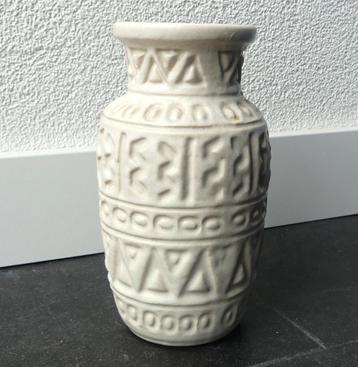 Bay Keramik vaas 92 17 vintage West-Germany vaasje mat wit beschikbaar voor biedingen