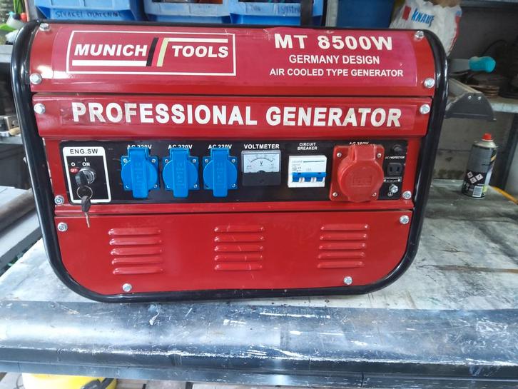 Generator - Opknapper of Onderdelen, Doe-het-zelf en Verbouw, Aggregaten, Gebruikt, Benzine, Minder dan 5 kVA, Ophalen