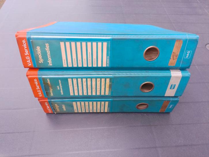 Unieke set oude werkplaats klappers Volkswagen Audi jaren 80, Boeken, Auto's | Boeken, Gelezen, Volkswagen, Ophalen of Verzenden