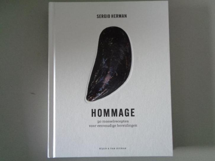 Hommage - Sergio Herman / 50 mosselrecepten / Nieuw!, Boeken, Kookboeken, Nieuw, Voorgerechten en Soepen, Hoofdgerechten, Overige gebieden