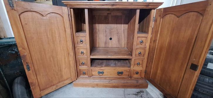 Gratis Houten kast met deuren en lades, Huis en Inrichting, Kasten | Televisiemeubels, Gebruikt, 100 tot 150 cm, 100 tot 150 cm