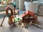 Sylvanian Famillies Treehouse & Log Cabin gift set, Ophalen of Verzenden, Zo goed als nieuw, Poppenhuis
