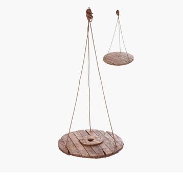 Nieuwe stoere ronde hangende tafel 123cm  beschikbaar voor biedingen