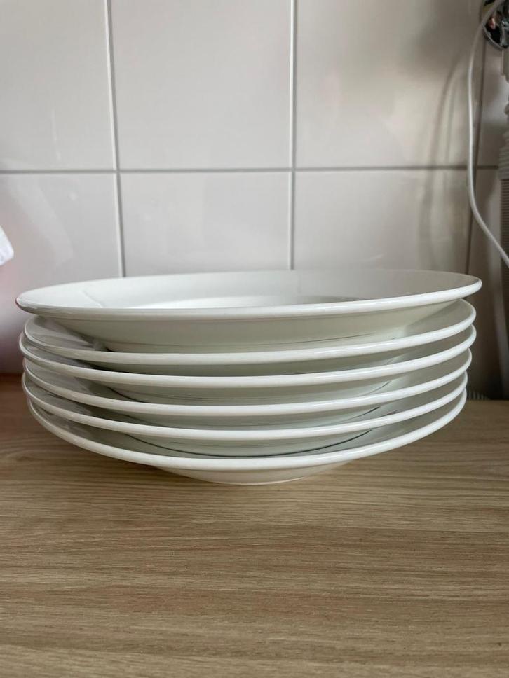 Riverdale Servies - Borden en Schalen, Huis en Inrichting, Keuken | Servies, Gebruikt, Compleet servies, Overige stijlen, Aardewerk