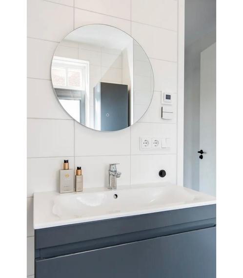Complete badkamer set, Huis en Inrichting, Badkamer | Complete badkamers, Zo goed als nieuw, Ophalen of Verzenden
