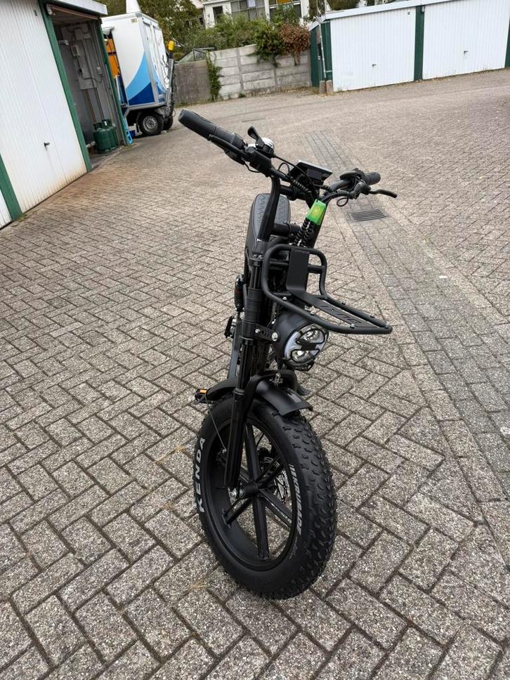 NIEUWSTE MODEL 2025 V8PRO FATBIKE MET ANTI DIEFSTAL DISPLAY, Fietsen en Brommers, Elektrische fietsen, Nieuw, Overige merken, 59 cm of meer