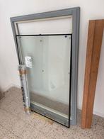 Nieuw Meranti houten raamkozijn incl dubbel glas en rooster, Doe-het-zelf en Verbouw, Kozijnen en Schuifpuien, Raamkozijn, Nieuw