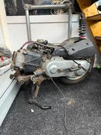 Peugeot kisbee 4t motorblok onderdelen te koop, Ophalen of Verzenden, Zo goed als nieuw, Blok, Peugeot