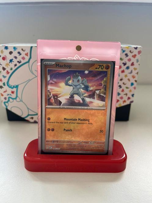 Machop reverse holo 151, Hobby en Vrije tijd, Verzamelkaartspellen | Pokémon, Zo goed als nieuw, Ophalen of Verzenden