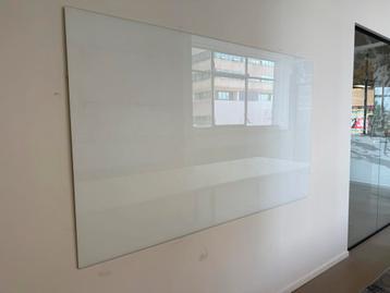 Design Whiteboard van glas met Ophangsysteem - 200x120cm beschikbaar voor biedingen