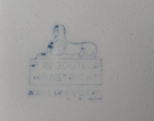 grote schaal - kom Regout Maastricht, Antiek en Kunst, Antiek | Keukenbenodigdheden, Ophalen of Verzenden