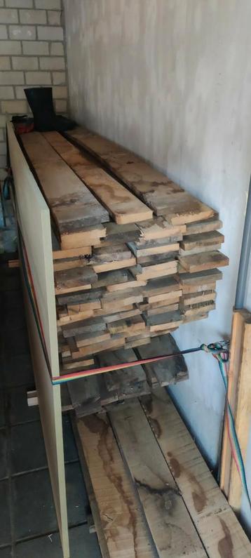 eikenhout/meubelhout/ gedroogd  beschikbaar voor biedingen