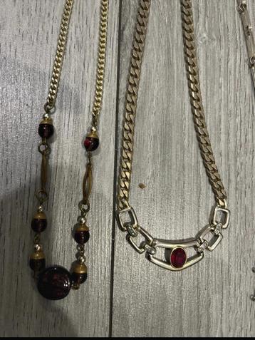 Vintage Kettingen Set beschikbaar voor biedingen