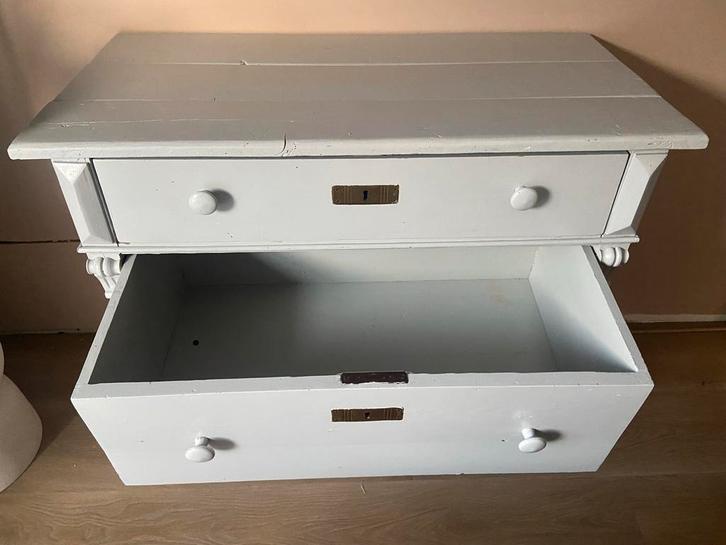 Houten commode met lades antiek, Huis en Inrichting, Kasten | Dressoirs, Gebruikt, 50 tot 100 cm, Minder dan 25 cm, Met lade(s)