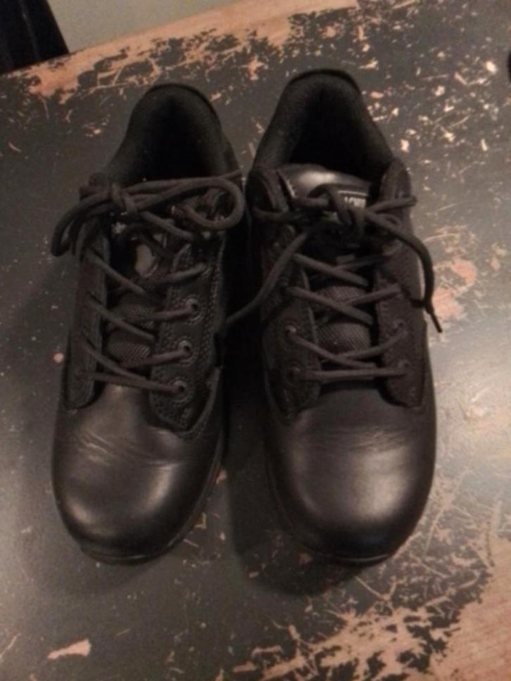 Magnum viper pro 3.0 (maat 39) werkschoenen, Kleding | Dames, Schoenen, Zo goed als nieuw, Ophalen of Verzenden