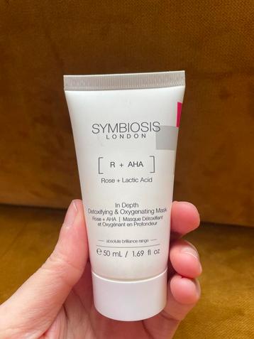 Symbiosis rose + AHA in depth detoxifying & oxygenating mask beschikbaar voor biedingen