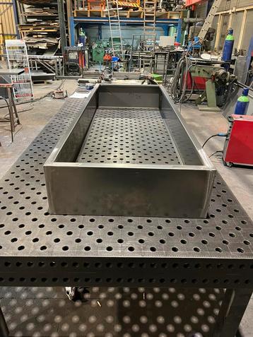 Cortenstalen plantenbak 300x100x30 ook maatwerk! beschikbaar voor biedingen