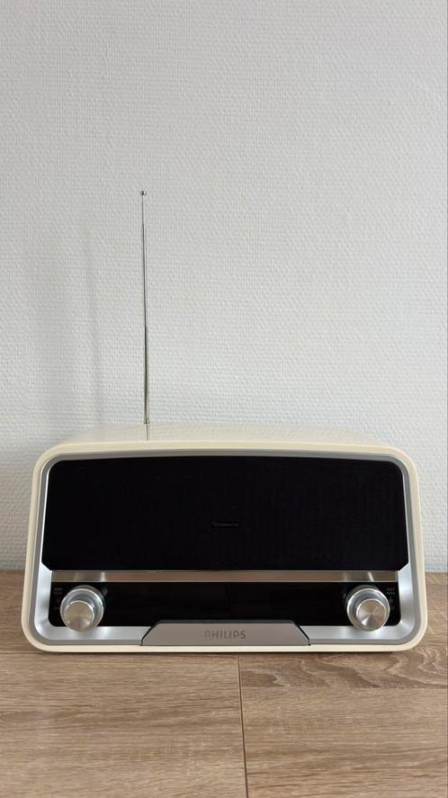 Phillips Radio iPod dock player (vintage look), Audio, Tv en Foto, Radio's, Zo goed als nieuw, Radio, Ophalen of Verzenden
