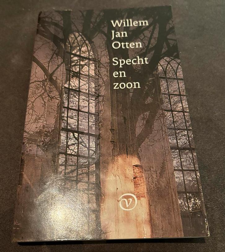 Specht en Zoon - Willem Jan Otten, Boeken, Romans, Zo goed als nieuw, Nederland, Ophalen of Verzenden