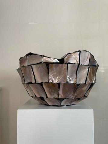 Schelpen vaas (bowl) beschikbaar voor biedingen