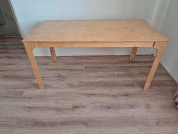 Berkenhout bureau beschikbaar voor biedingen