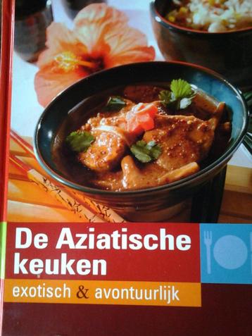 Kookboeken diverse beschikbaar voor biedingen