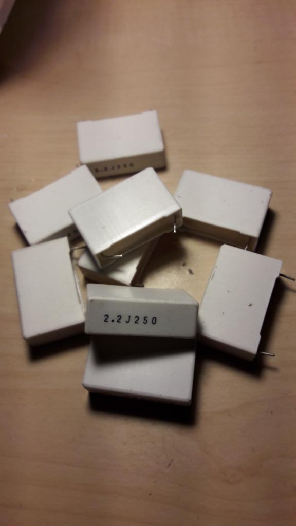 Arcotronics 2,2uf 250v condensatoren (Nieuw), Hobby en Vrije tijd, Elektronica-componenten, Nieuw, Ophalen of Verzenden