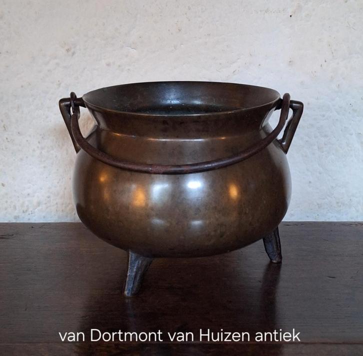 Hollandse bronzen grape, 17e eeuw., Antiek en Kunst, Antiek | Koper en Brons, Brons, Ophalen of Verzenden