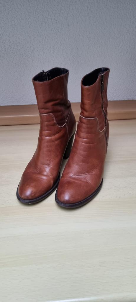 Vera Gomma dames laarsje maat 39, Kleding | Dames, Schoenen, Gedragen, Lage of Enkellaarzen, Bruin, Ophalen