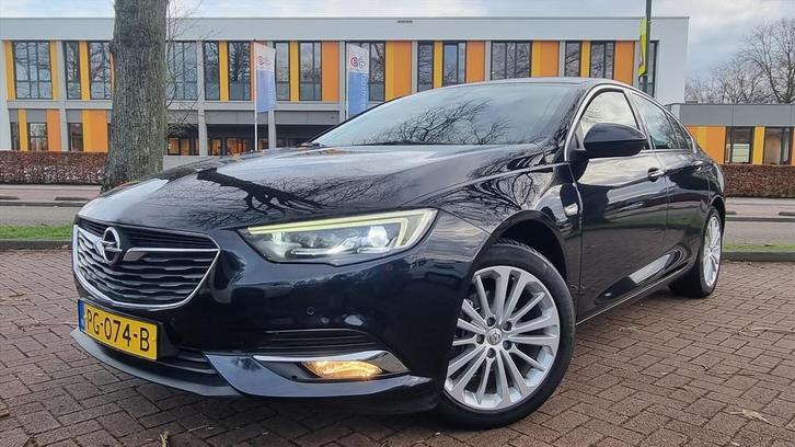 OPEL Insignia Grand Sport 1.5 Turbo Innovation Led Lux/ Trek, Auto's, Opel, Te koop, Insignia, Achteruitrijcamera, Airbags, Airconditioning