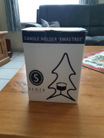 Kerstboompje beschikbaar voor biedingen