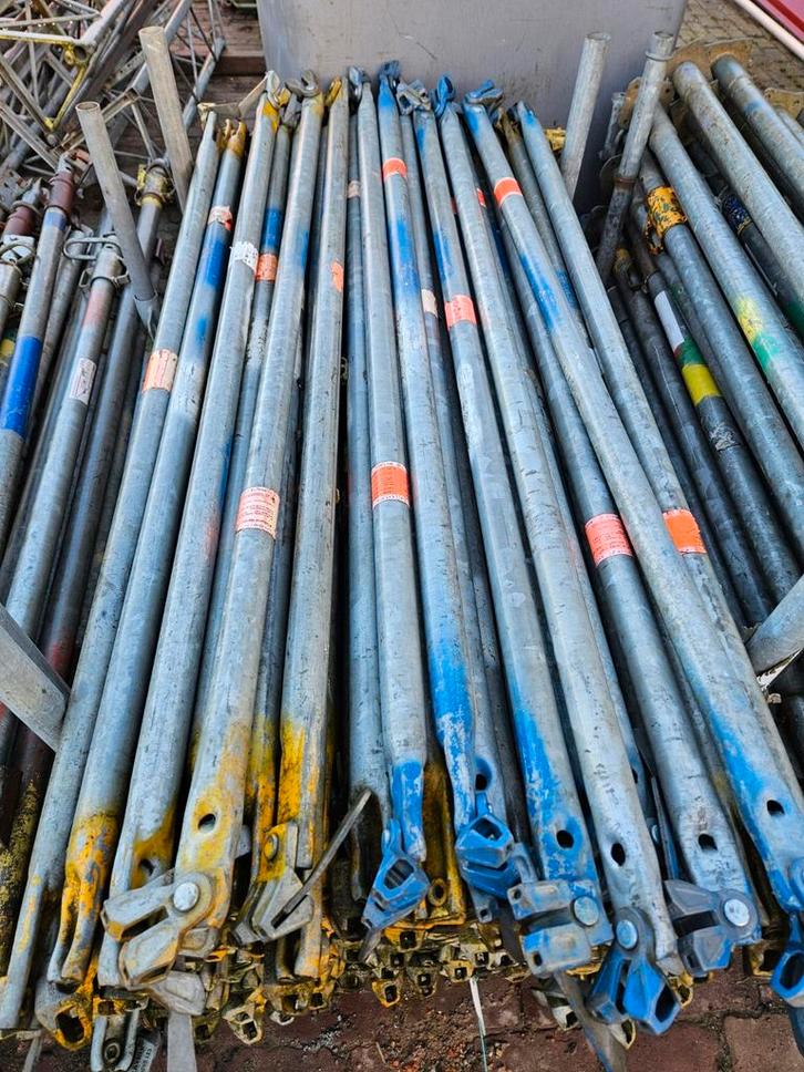 Layher allround schoren 1.09x1.50 mtr, Doe-het-zelf en Verbouw, Steigers, Gebruikt, Overige typen, 5 meter of hoger, Ophalen