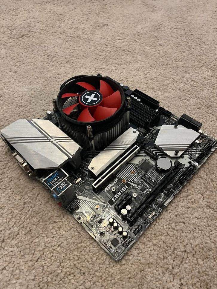 Asrock B365M Pro4 moederbord + i3-9100F CPU, Computers en Software, Moederborden, Gebruikt, Intel, DDR4, Ophalen of Verzenden